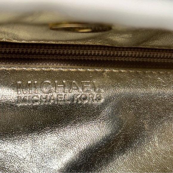 MICHAEL Michael Kors Logo White Patent Leather Large Tote - Picture 9 of 16